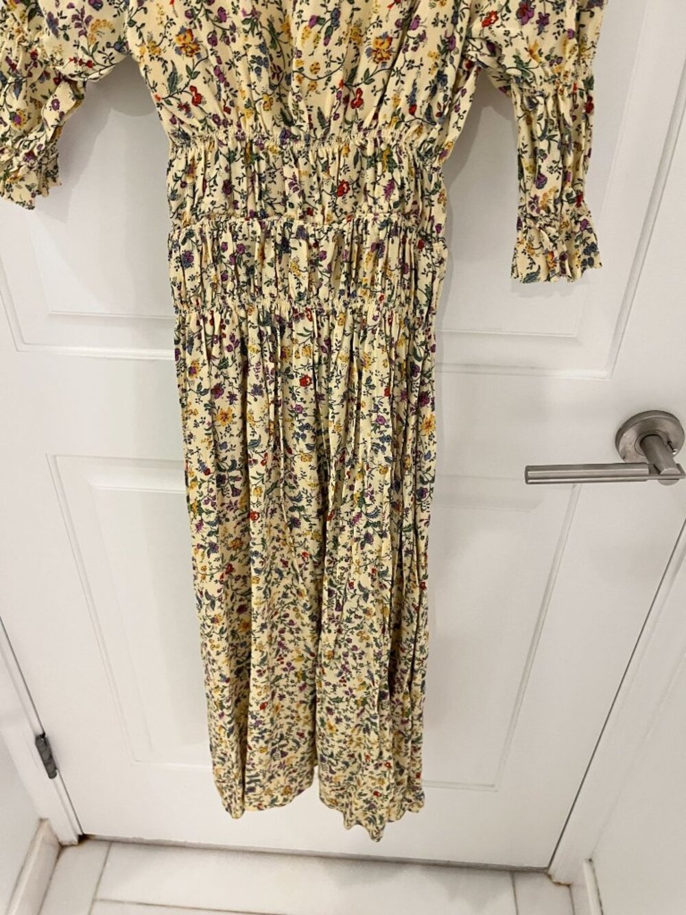 NWOT Reformation Cyrus Dress in Yasmeen Yellow Floral Size 0 Maxi Smocked Midi - Picture 9 of 11
